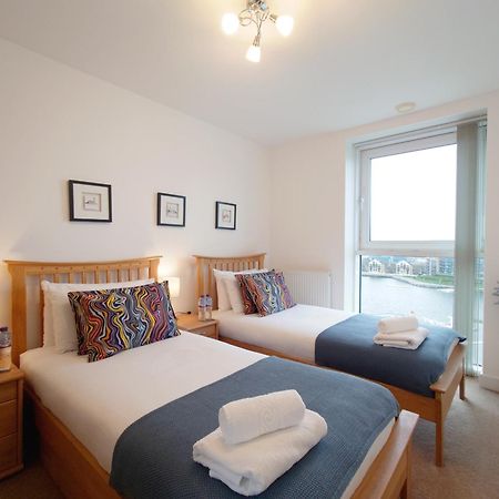 London Excel Stays - Three Bed Serviced Apartment Exteriör bild
