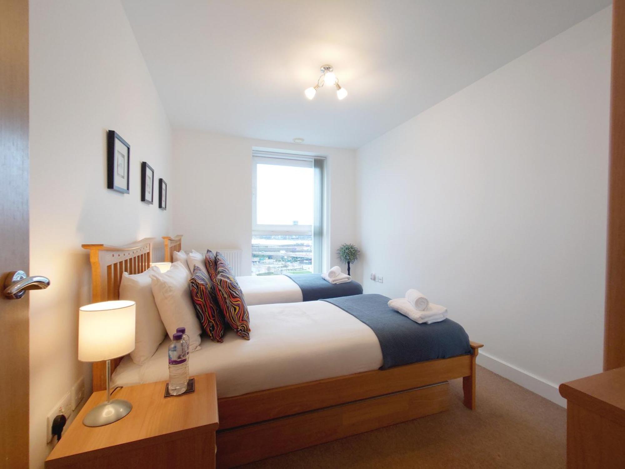 London Excel Stays - Three Bed Serviced Apartment Exteriör bild
