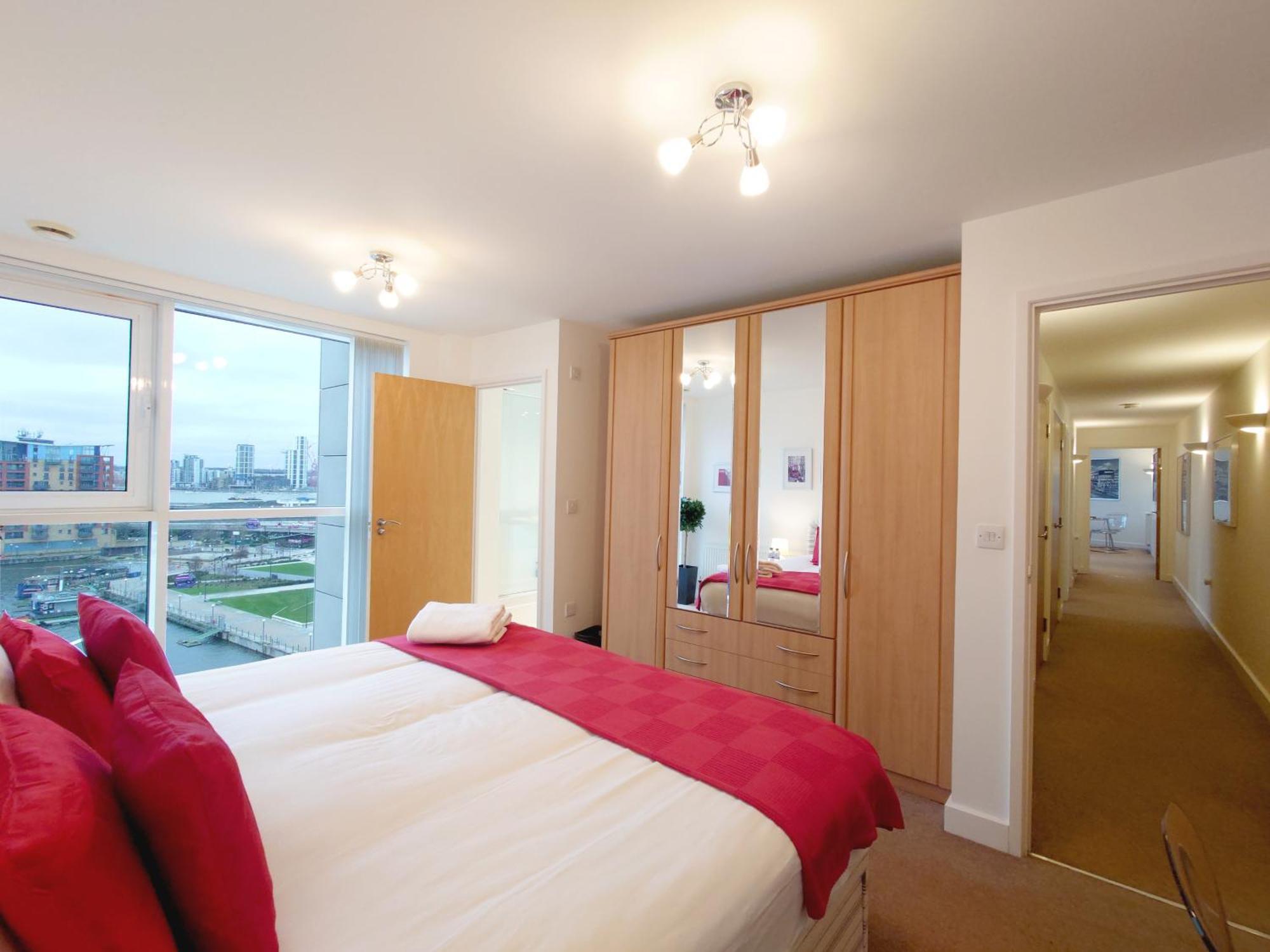 London Excel Stays - Three Bed Serviced Apartment Exteriör bild